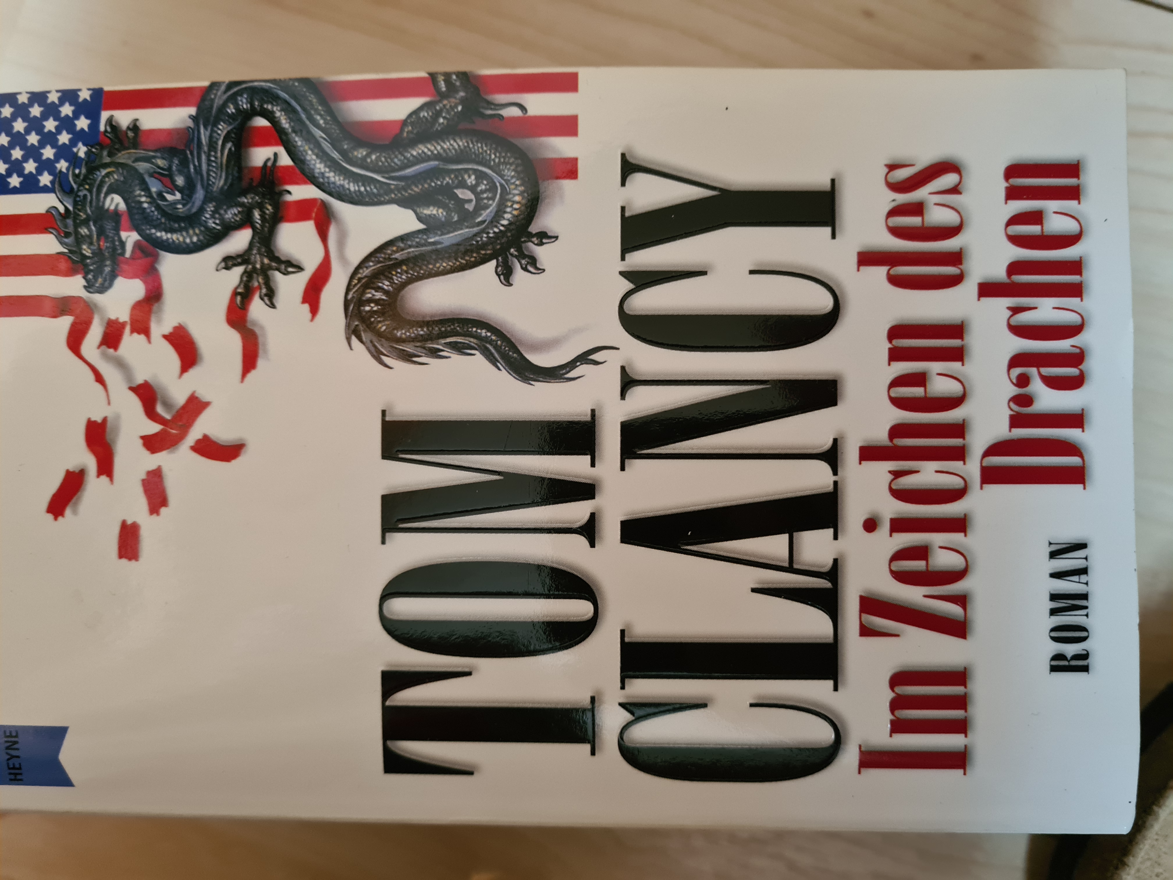 Im Zeichen des Drachen: Roman (Allemand)